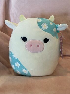 Belana Cow Squishmallow 8"